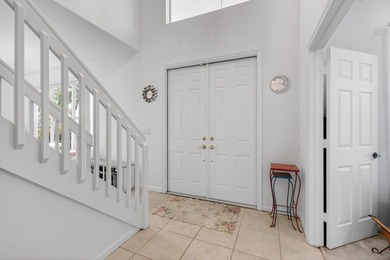 Wow!! Welcome to this spacious 4 Bedroom + Den 2.5 Bath Pool - photo 8