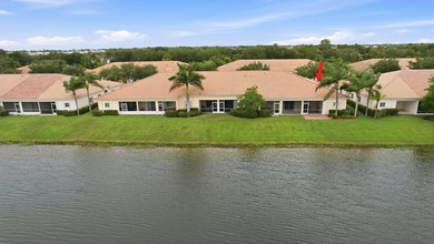 ABSOLUTELY GORGEOUS WATERFRONT VILLA | BREATHTAKING LAKE VIEWS | - photo 1