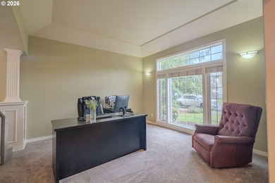 Elegant Living in Lakeview Estates! This spacious home offers 4 - photo 7