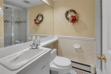 Tucked away on a quiet cul-de-sac, this beautifully maintained - photo 15