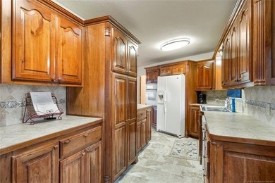YEAR ROUND LAKE VIEW! Whether you're looking for a weekend - photo 15