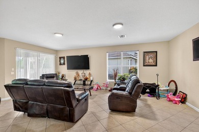 RARE FIND IN SAVANNAH ESTATES! Exceptional 7BR/5BA home on - photo 19