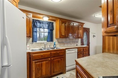 YEAR ROUND LAKE VIEW! Whether you're looking for a weekend - photo 20