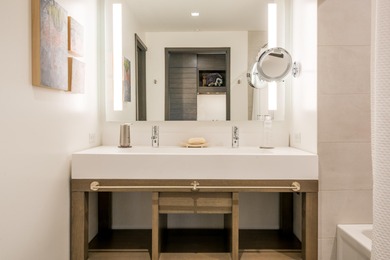 Premier west-facing Limelight Hotel Residence with Baldy views