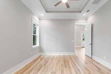 This beautifully finished 3 bed, 2.5 bath home offers 1,372 sqft - photo 21