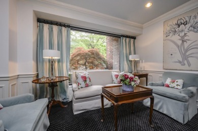 Nestled on the coveted eighth floor of the iconic Hanover towers