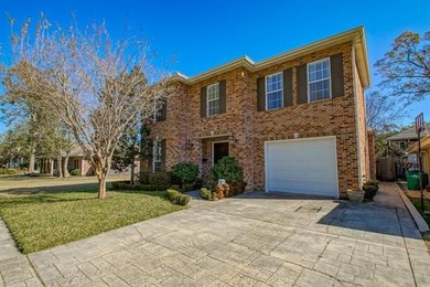 REDUCED: This is a fabulous home in an incredible neighborhood - photo 2