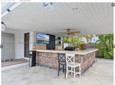 This is a SHORT SALE! Gorgeous Hollywood Lakes Home 4/3.5 w pool - photo 23