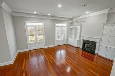 REDUCED: This is a fabulous home in an incredible neighborhood - photo 7