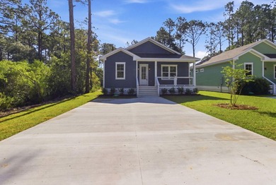 This beautifully finished 3 bed, 2.5 bath home offers 1,372 sqft - photo 36