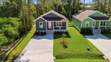 This beautifully finished 3 bed, 2.5 bath home offers 1,372 sqft - photo 37