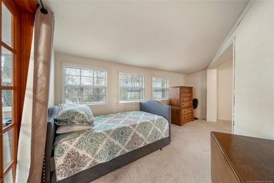 YEAR ROUND LAKE VIEW! Whether you're looking for a weekend - photo 37