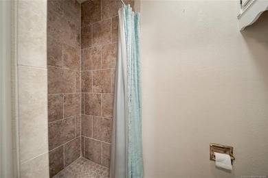 YEAR ROUND LAKE VIEW! Whether you're looking for a weekend - photo 42
