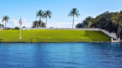 The southern 200 feet of 1960 South Ocean Boulevard is an - photo 3