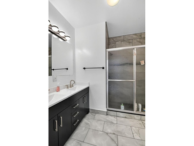 RARE FIND IN SAVANNAH ESTATES! Exceptional 7BR/5BA home on - photo 54
