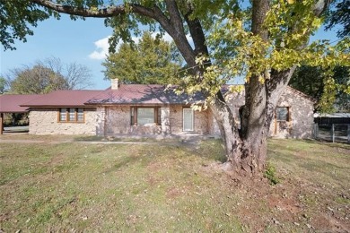 Lake Home For Sale in Sand Springs, Oklahoma