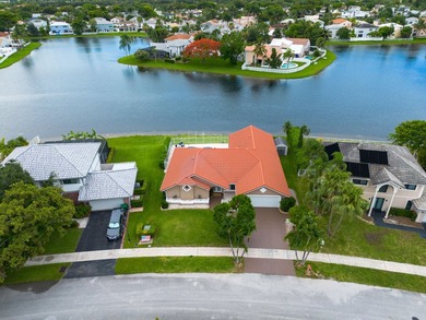 Experience modern South Florida living in this beautifully - photo 1