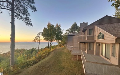 Some things are just worth the wait... This beautiful property - photo 3