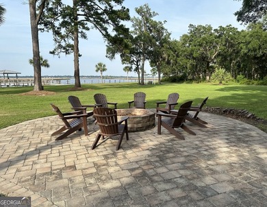 Beautiful wooded lot nestled within the exclusive - photo 4