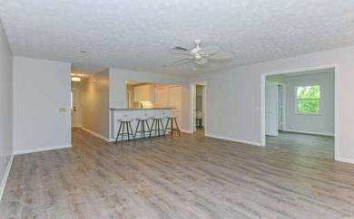 PRICE DROP!! Welcome to Your Everyday ''Staycation''! Move right - photo 14
