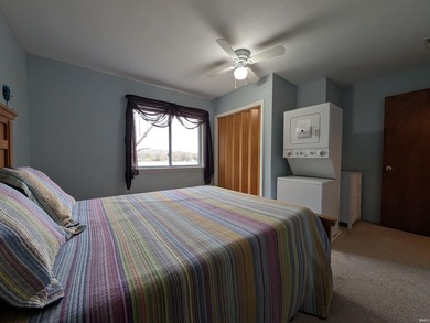Wake up to gorgeous sunrises and unwind to peaceful water views - photo 16