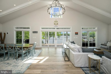 Welcome to 107 Plantation Dr, a lakeside retreat thoughtfully - photo 18