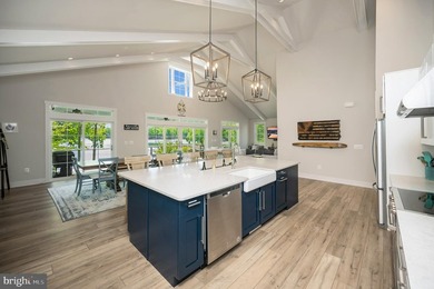 Welcome to 107 Plantation Dr, a lakeside retreat thoughtfully - photo 23