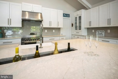Welcome to 107 Plantation Dr, a lakeside retreat thoughtfully - photo 25