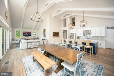 Welcome to 107 Plantation Dr, a lakeside retreat thoughtfully - photo 29