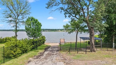 Enjoy the lake lifestyle living directly across from premium - photo 32