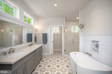 Welcome to 107 Plantation Dr, a lakeside retreat thoughtfully - photo 34