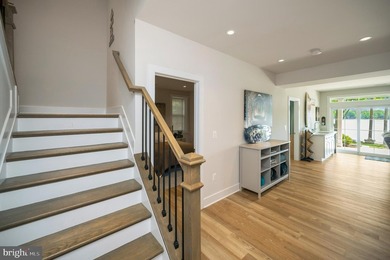 Welcome to 107 Plantation Dr, a lakeside retreat thoughtfully - photo 41