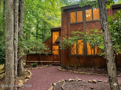 Welcome to this beautifully renovated townhome in the highly - photo 1