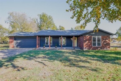 Lake Home For Sale in Sand Springs, Oklahoma