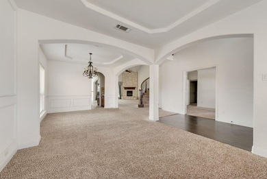 Amazing sun-light-bathed home with five bedrooms all with