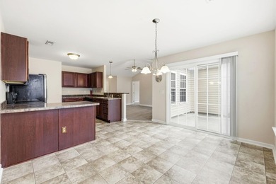 Beautiful 3 Bedroom, 2 Bath home in great location. Close to - photo 13