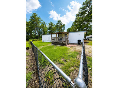 Welcome to Rayburn Country! This well-maintained 2-bedroom - photo 13