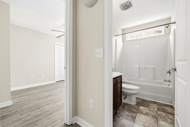 Beautiful 3 Bedroom, 2 Bath home in great location. Close to - photo 22