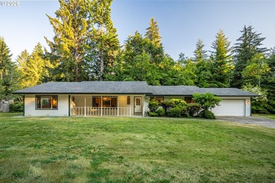 This well loved custom home is a must see in person. Vintage - photo 3