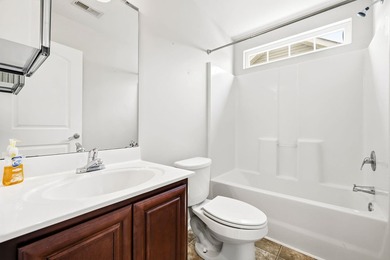 Beautiful 3 Bedroom, 2 Bath home in great location. Close to - photo 24