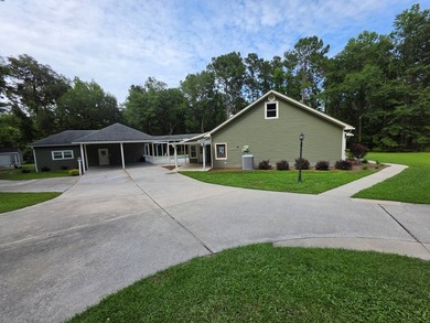 Welcome home to your own private oasis. Nestled in a quiet, cozy - photo 40
