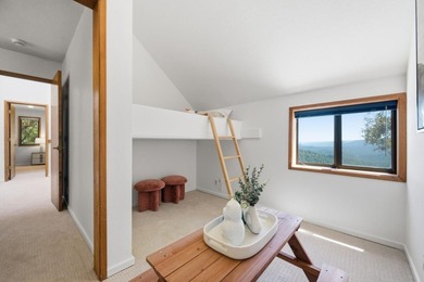 Spectacular canyon and mountain views greet you as you step - photo 41
