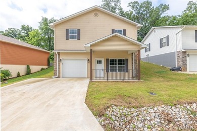 (private lake, pond, creek) Home Sale Pending in Poplar Bluff Missouri