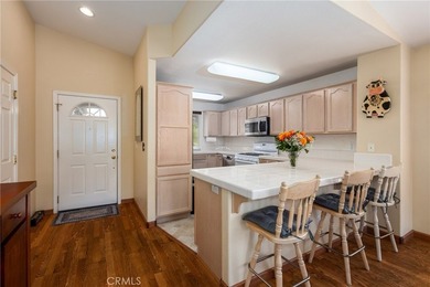 Welcome home to this beautifully maintained single-story - photo 4