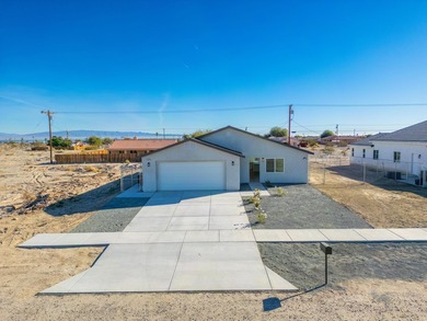 Salton Sea Lake Home For Sale in Thermal California