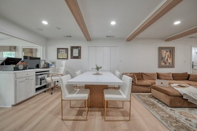 COMPLETELY RENOVATED & MOVE-IN READY! This stunning 3 bedroom, 2 - photo 21