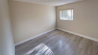 Beautifully Updated Pine Lakes Corner-Lot Home - Feels Like a - photo 25