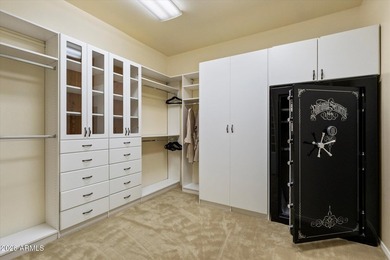 Welcome to 7008 N 68th Place, an old world Mediterranean - photo 28