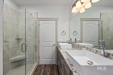 This stunning home in the gated community Kanaka Rapids blends - photo 28