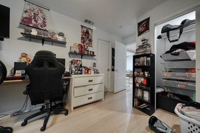 COMPLETELY RENOVATED & MOVE-IN READY! This stunning 3 bedroom, 2 - photo 39